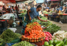 রাজধানীর ছয় স্থানে বসছে সাশ্রয়ী মূল্যের ‘জনতার বাজার’ সাশ্রয়ী মূল্যের ‘জনতার বাজার’